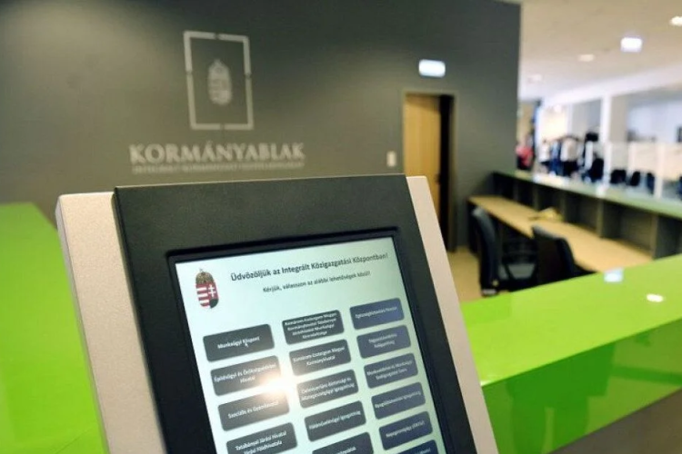 Nemsokára érvényüket vesztik a régi személyi igazolványok