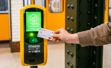 BKK: hamarosan minden metrón megjelenik az érintésmentes fizetés