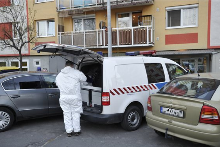 Megölte egyéves kislányát egy nő Budapesten