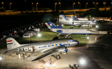 A repülőtér éjszakája - A 75 éves Ferihegyet ünnepli szombaton az Aeropark